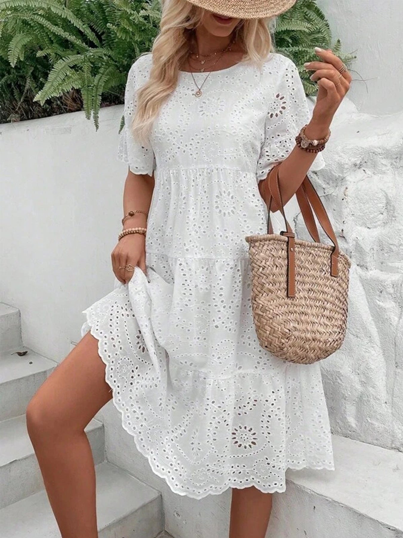 Clair Paris ™ | Robe Brodée Volants