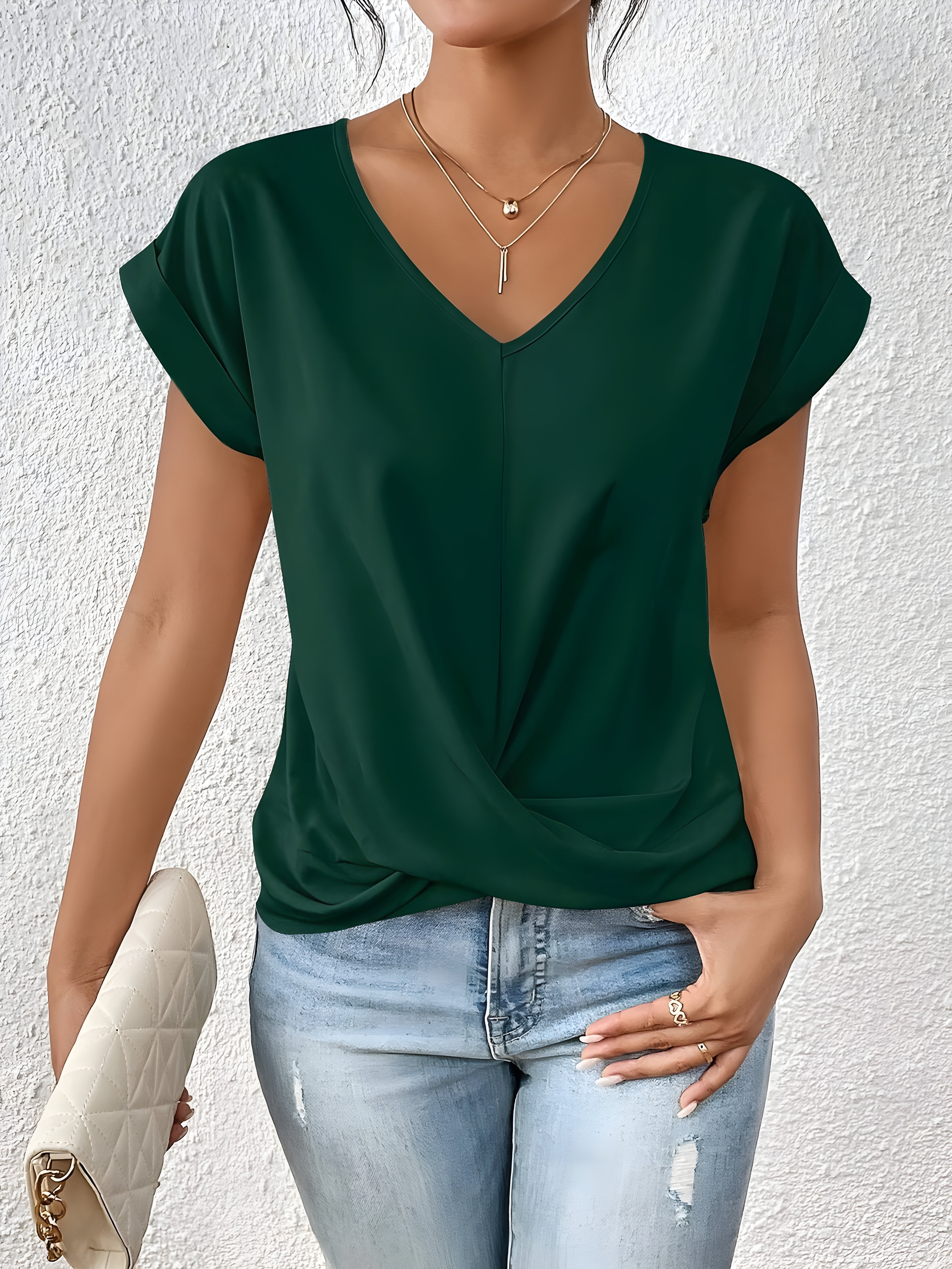 Clair Paris ™ | T-shirt décontracté avec col en V
