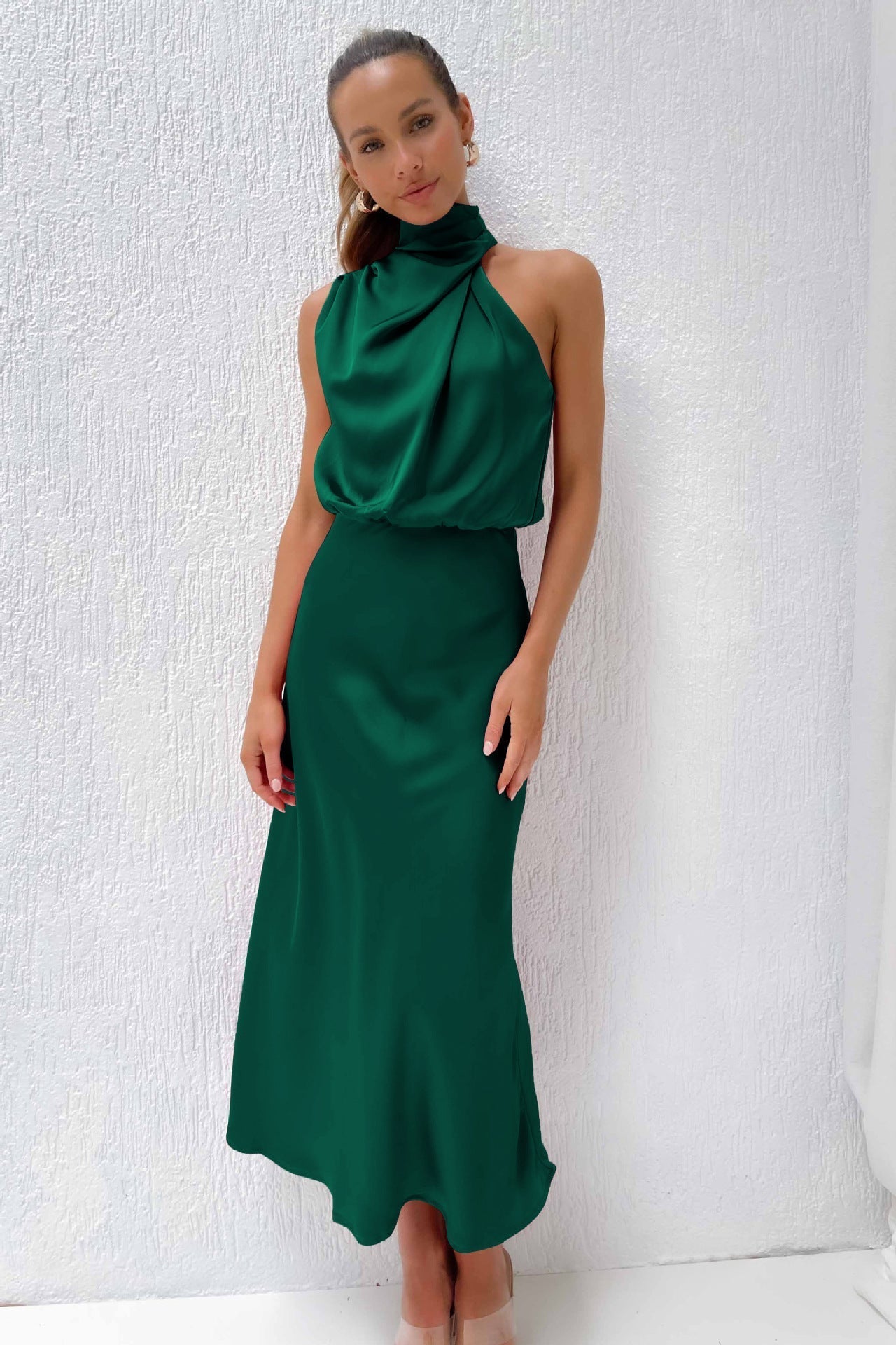 Clair ™ |  Robe longue en satin à col halter